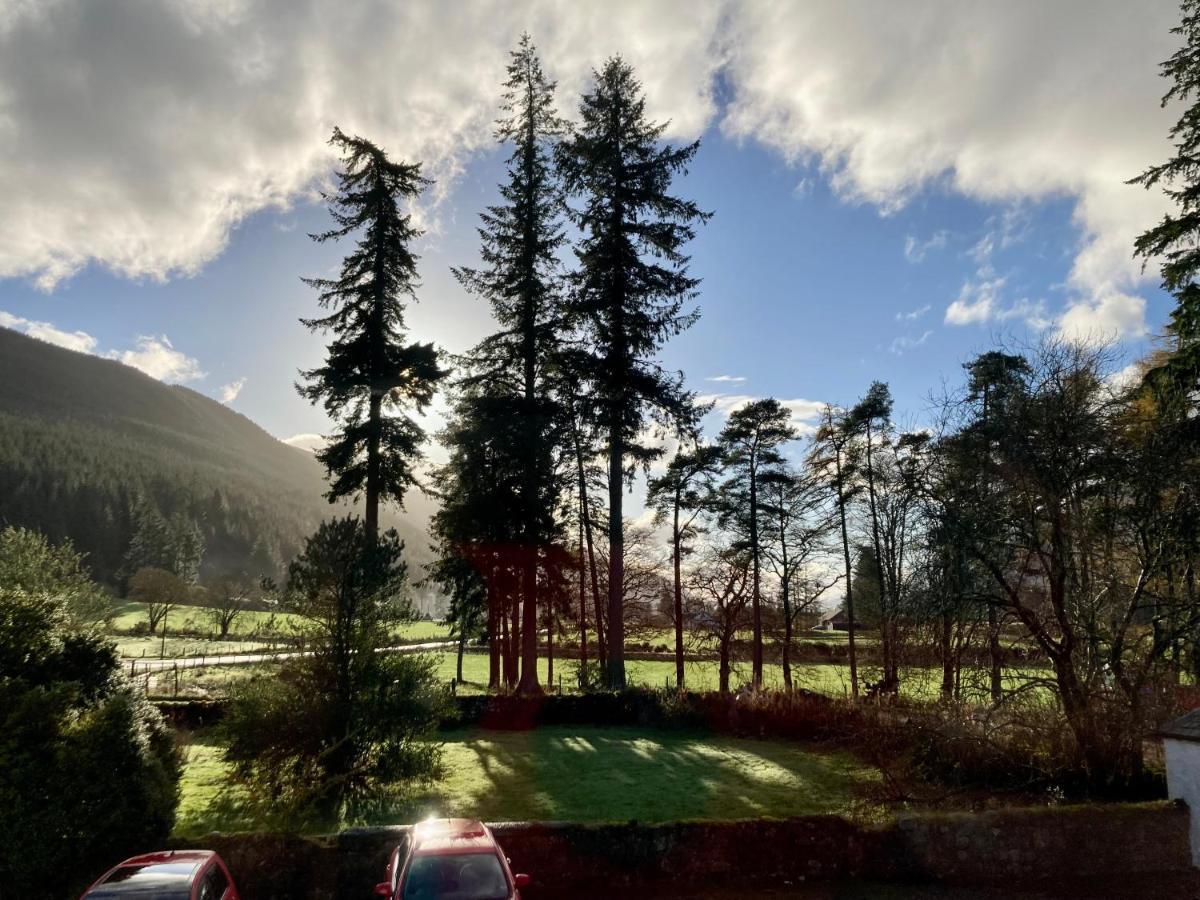 Great Glen Hostel Spean Bridge Buitenkant foto
