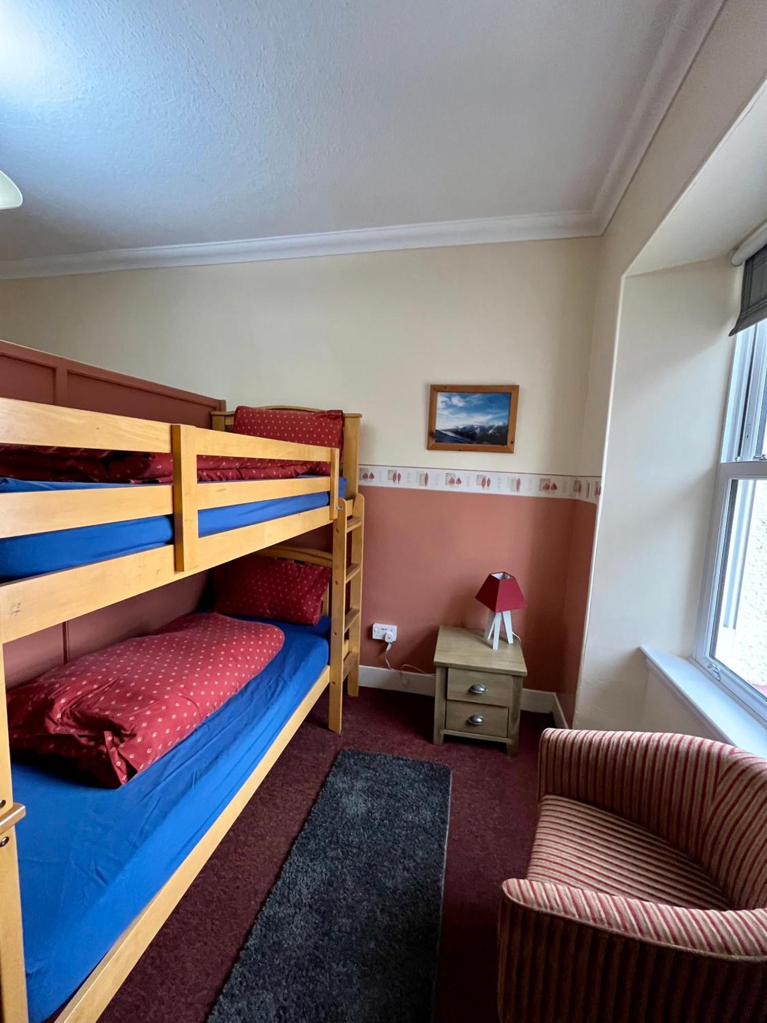Great Glen Hostel Spean Bridge Buitenkant foto