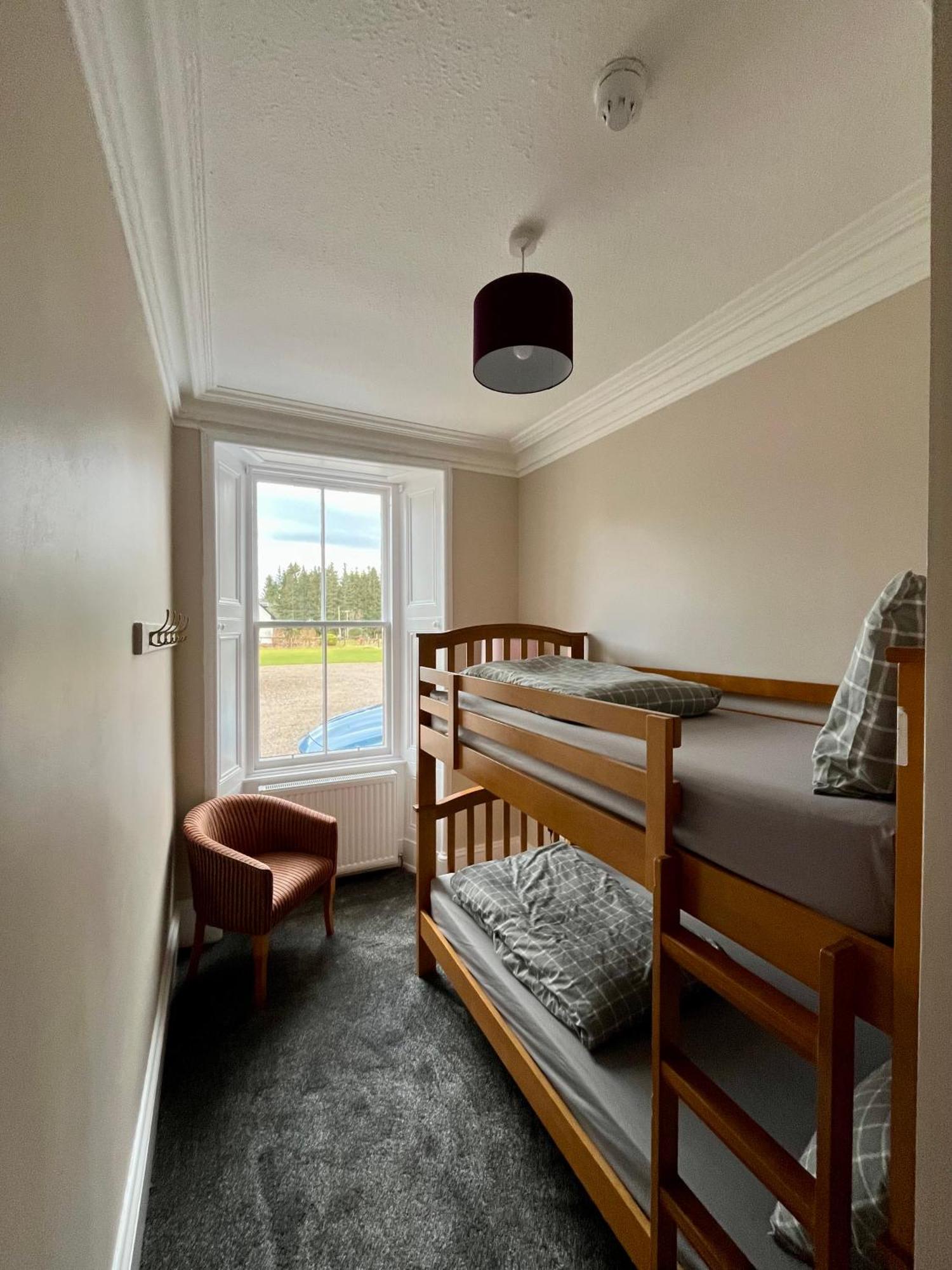 Great Glen Hostel Spean Bridge Buitenkant foto