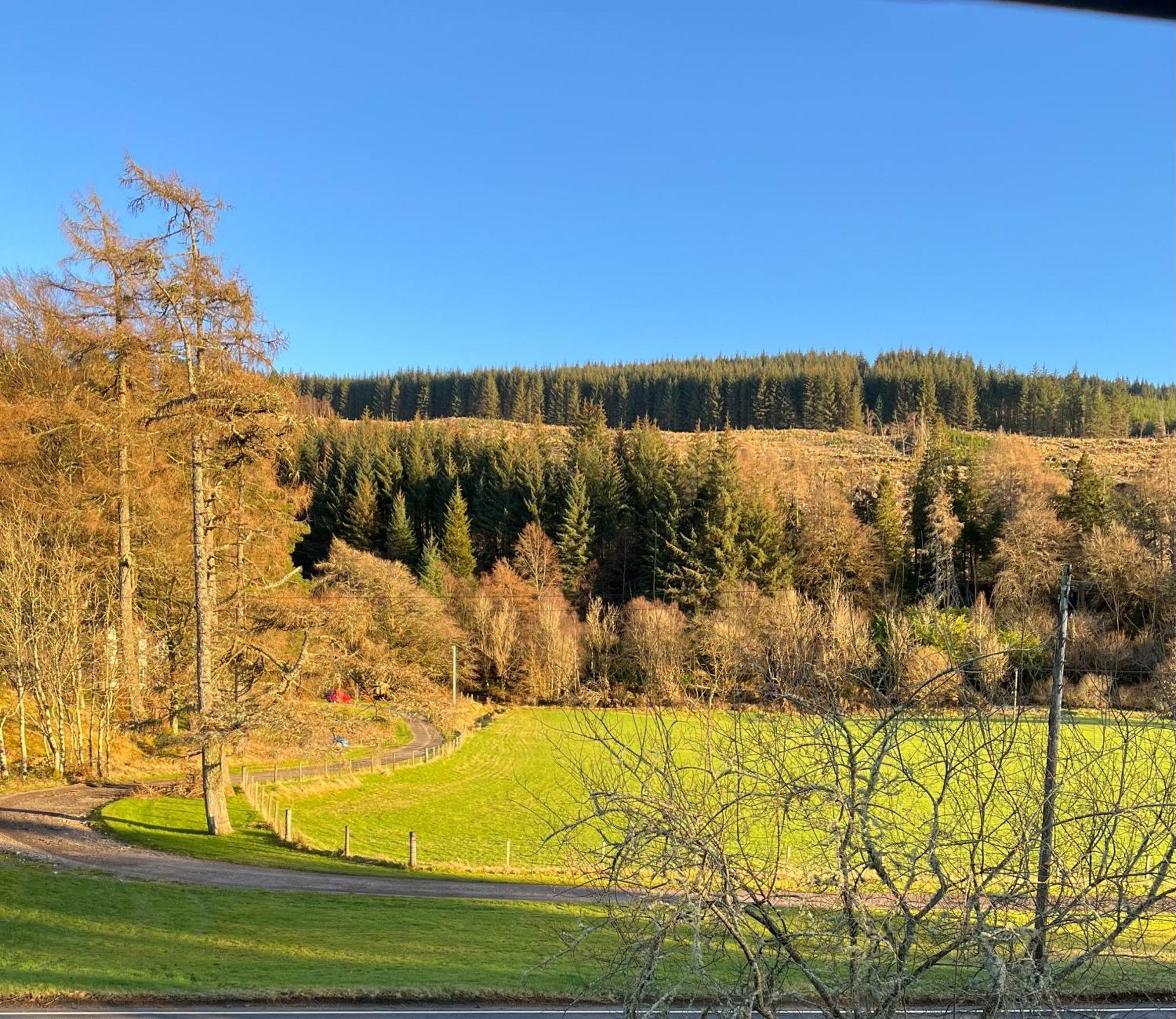 Great Glen Hostel Spean Bridge Buitenkant foto