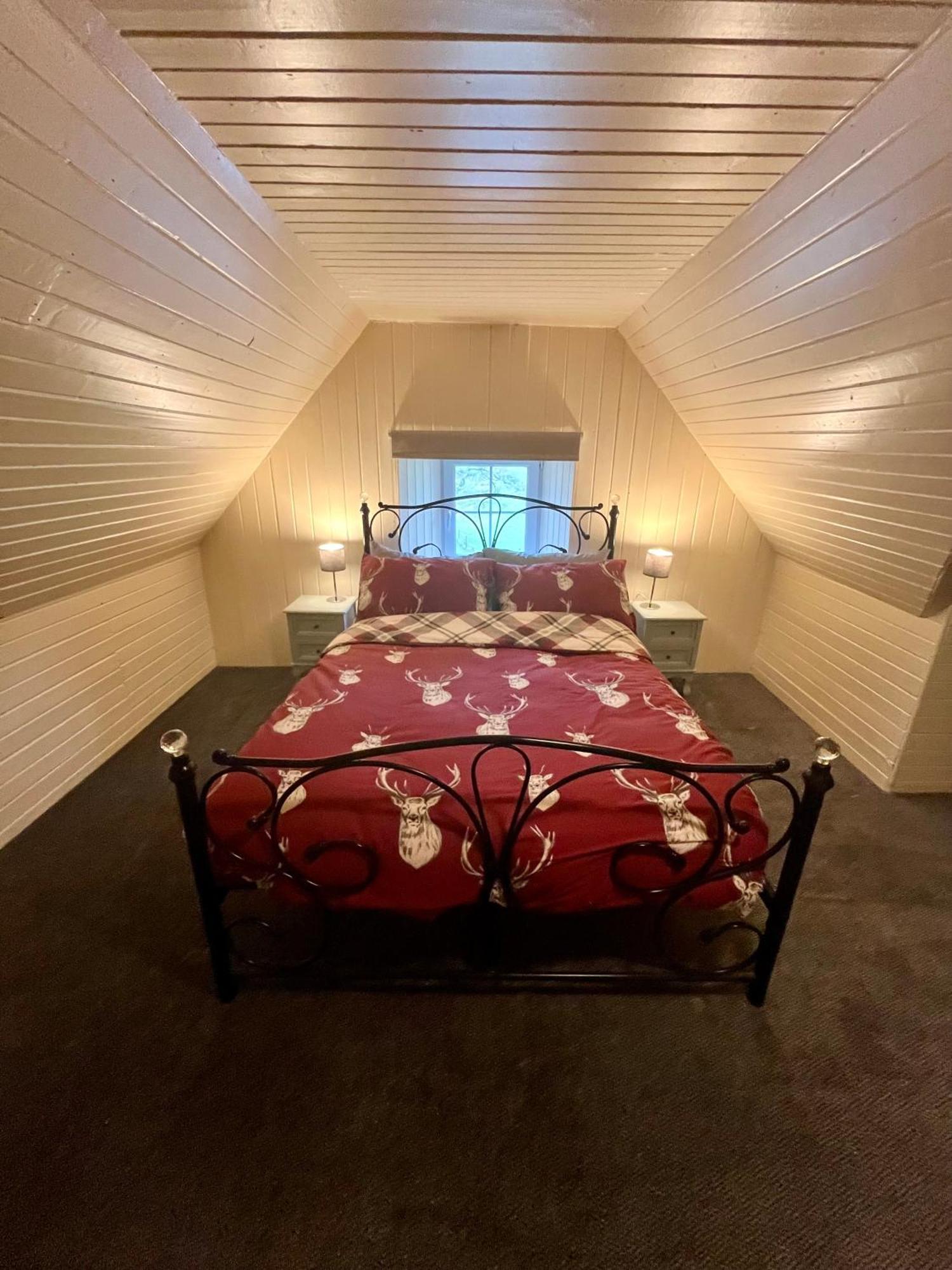 Great Glen Hostel Spean Bridge Buitenkant foto